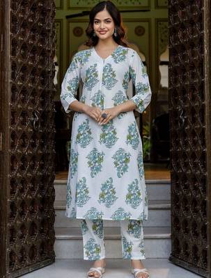 Women Floral Printed Regular Pure Cotton Kurta with Trousers 5