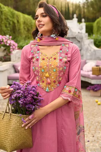 Women Floral Regular Thread Work Pure Cotton Kurta with Trousers & With Dupatta