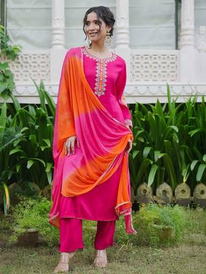 Women Ombre Embroidered Regular Thread Work Kurta with Trousers & With Dupatta 1