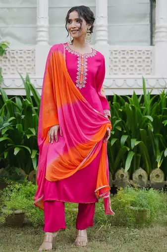 Women Ombre Embroidered Regular Thread Work Kurta with Trousers & With Dupatta