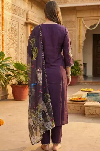 Women Ethnic Motifs Embroidered Regular Thread Work Kurta with Trousers & With Dupatta