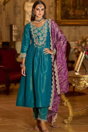 Women Ethnic Motifs Embroidered Regular Thread Work Kurta with Trousers & With Dupatta