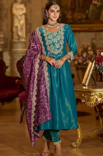Women Ethnic Motifs Embroidered Regular Thread Work Kurta with Trousers & With Dupatta