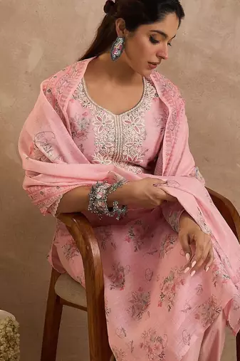Women Floral Printed Regular Thread Work Linen Kurta with Trousers & With Dupatta