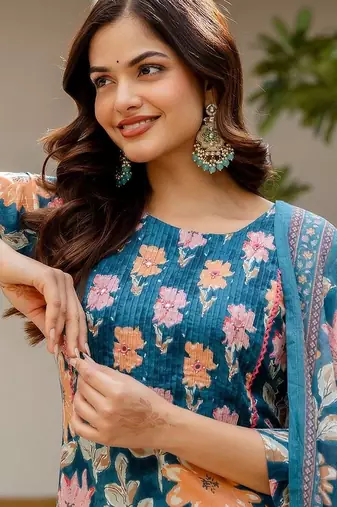 Women Floral Printed Regular Pure Cotton Kurta with Trousers & With Dupatta