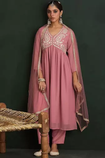 Women Floral Embroidered Empire Thread Work Kurta with Trousers & With Dupatta