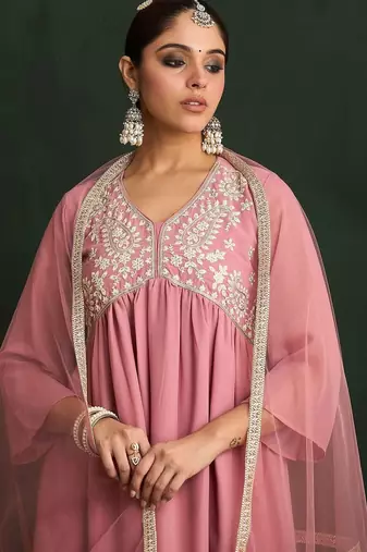 Women Floral Embroidered Empire Thread Work Kurta with Trousers & With Dupatta