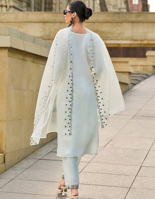 Women Ethnic Motifs Embroidered Regular Thread Work Kurta with Trousers & With Dupatta 5