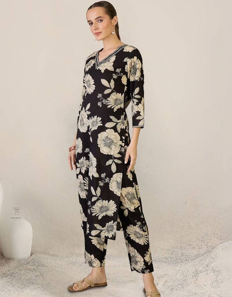 Women Floral Printed Regular Thread Work Pure Cotton Kurta with Trousers