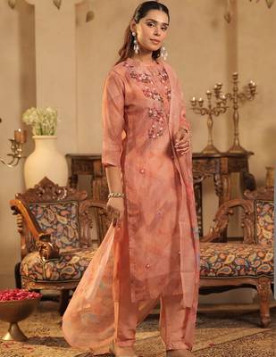 Women Floral Embroidered Regular Thread Work Chanderi Cotton Kurta with Trousers & With Dupatta 4
