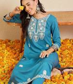 Women Ethnic Motifs Embroidered Regular Thread Work Kurta with Trousers