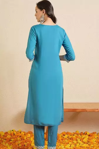 Women Ethnic Motifs Embroidered Regular Thread Work Kurta with Trousers