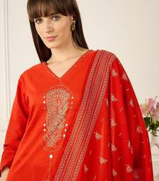 Women Ethnic Motifs Embroidered Regular Mirror Work Pure Cotton Kurta with Trousers & With Dupatta