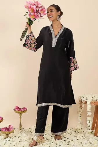 Women Floral Embroidered Regular Kurta with Palazzos