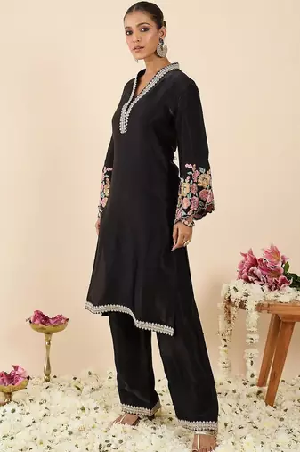 Women Floral Embroidered Regular Kurta with Palazzos