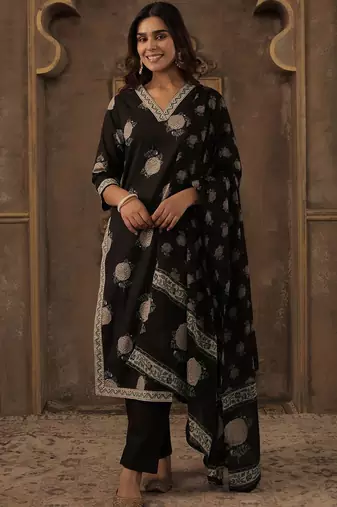 Women Floral Printed Regular Pure Cotton Kurta with Trousers & With Dupatta