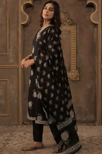 Women Floral Printed Regular Pure Cotton Kurta with Trousers & With Dupatta