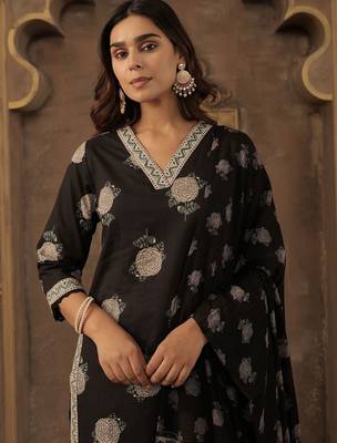 Women Floral Printed Regular Pure Cotton Kurta with Trousers & With Dupatta 7