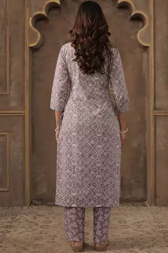 Floral Printed Pure Cotton Mandarin Collar Straight Kurta With Trousers & Dupatta