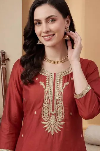 Women Ethnic Motifs Embroidered Regular Kurta with Trousers & With Dupatta