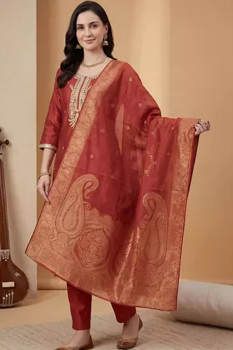 Women Ethnic Motifs Embroidered Regular Kurta with Trousers & With Dupatta