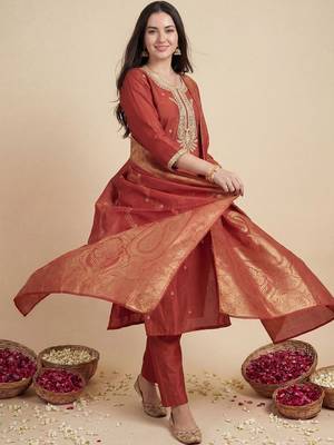 Women Ethnic Motifs Embroidered Regular Kurta with Trousers & With Dupatta 3