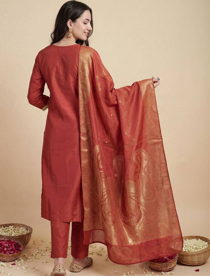 Women Ethnic Motifs Embroidered Regular Kurta with Trousers & With Dupatta