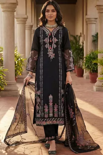 Women Floral Embroidered Regular Thread Work Kurta with Trousers & With Dupatta