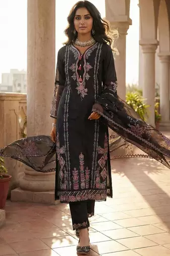 Women Floral Embroidered Regular Thread Work Kurta with Trousers & With Dupatta