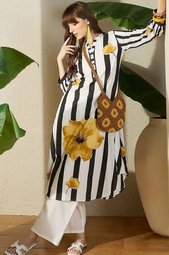 Women Printed Regular  Cotton Kurta with Trousers