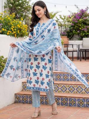 Women Floral Printed Regular Pure Cotton Kurta with Trousers & With Dupatta 1