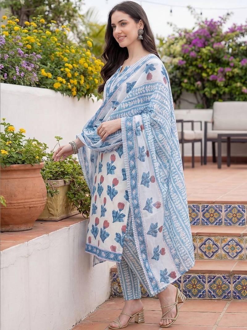 Women Floral Printed Regular Pure Cotton Kurta with Trousers & With Dupatta