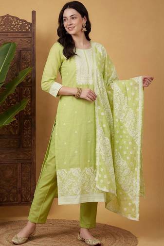 Women Ethnic Motifs Regular Kurta with Trousers & With Dupatta