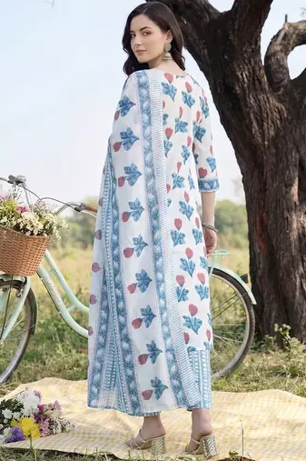 Women Floral Printed Regular Pure Cotton Kurta with Trousers & With Dupatta
