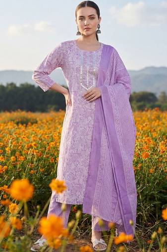 Women Floral Printed Regular Mirror Work Kurta with Trousers & With Dupatta