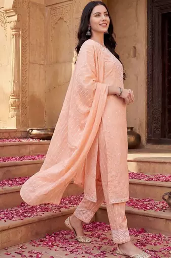 Women Floral Embroidered Regular Thread Work Kurta with Trousers & With Dupatta
