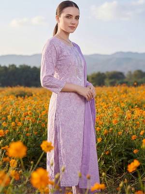Women Floral Printed Regular Mirror Work Kurta with Trousers & With Dupatta 3
