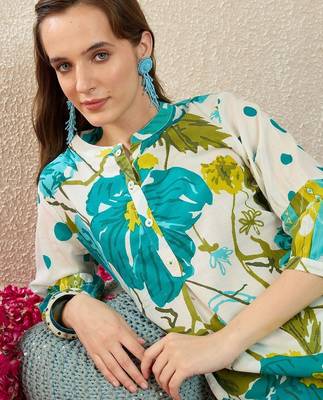 Women Floral Printed Regular Pure Cotton Kurta with Trousers 1