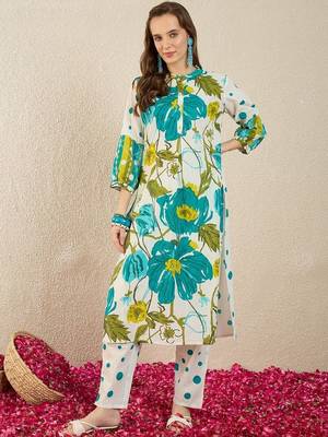 Women Floral Printed Regular Pure Cotton Kurta with Trousers 4