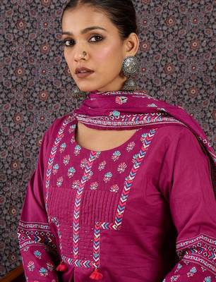 Women Ethnic Motifs Printed Regular Sequinned  Cotton Kurta with Trousers & With Dupatta 2