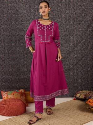 Women Ethnic Motifs Printed Regular Sequinned  Cotton Kurta with Trousers & With Dupatta 3