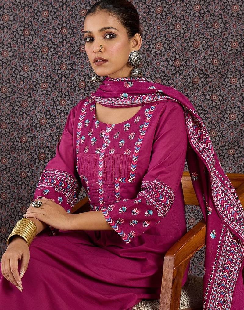 Women Ethnic Motifs Printed Regular Sequinned  Cotton Kurta with Trousers & With Dupatta