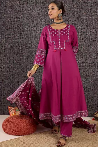 Women Ethnic Motifs Printed Regular Sequinned Pure Cotton Kurta with Trousers & With Dupatta