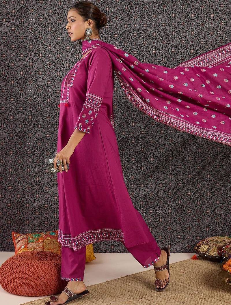 Women Ethnic Motifs Printed Regular Sequinned  Cotton Kurta with Trousers & With Dupatta