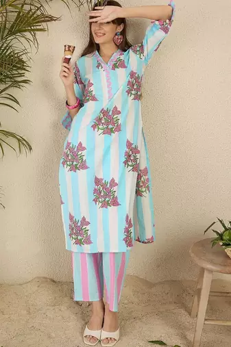 Women Floral Printed Regular Pure Cotton Kurta with Trousers