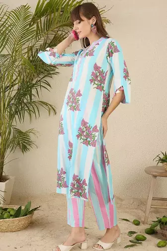 Women Floral Printed Regular Pure Cotton Kurta with Trousers