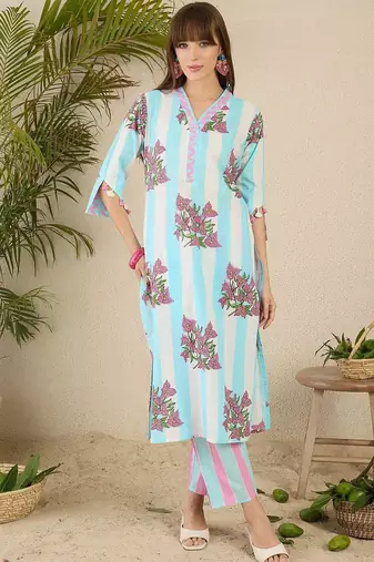 Women Floral Printed Regular Pure Cotton Kurta with Trousers