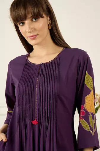 Women Floral Printed Regular Pure Cotton Kurta with Trousers