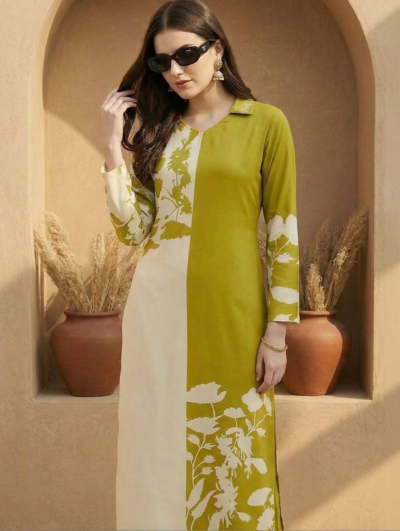 Women Ethnic Motifs Printed Regular Thread Work Kurta with Palazzos