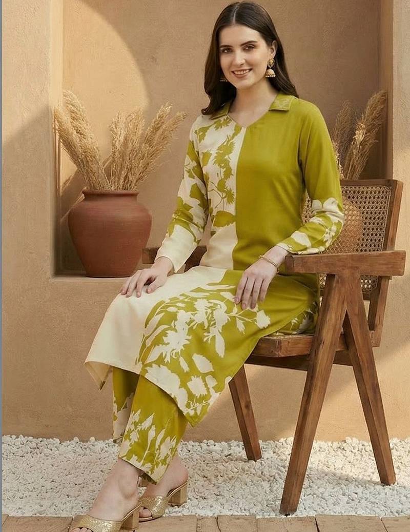 Women Ethnic Motifs Printed Regular Thread Work Kurta with Palazzos